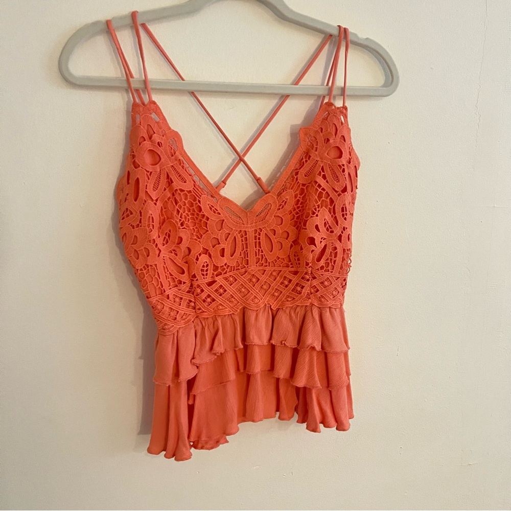 NWOT Chelsea & Violet Coral Lace Ruffle Women’s Tank Top XS
